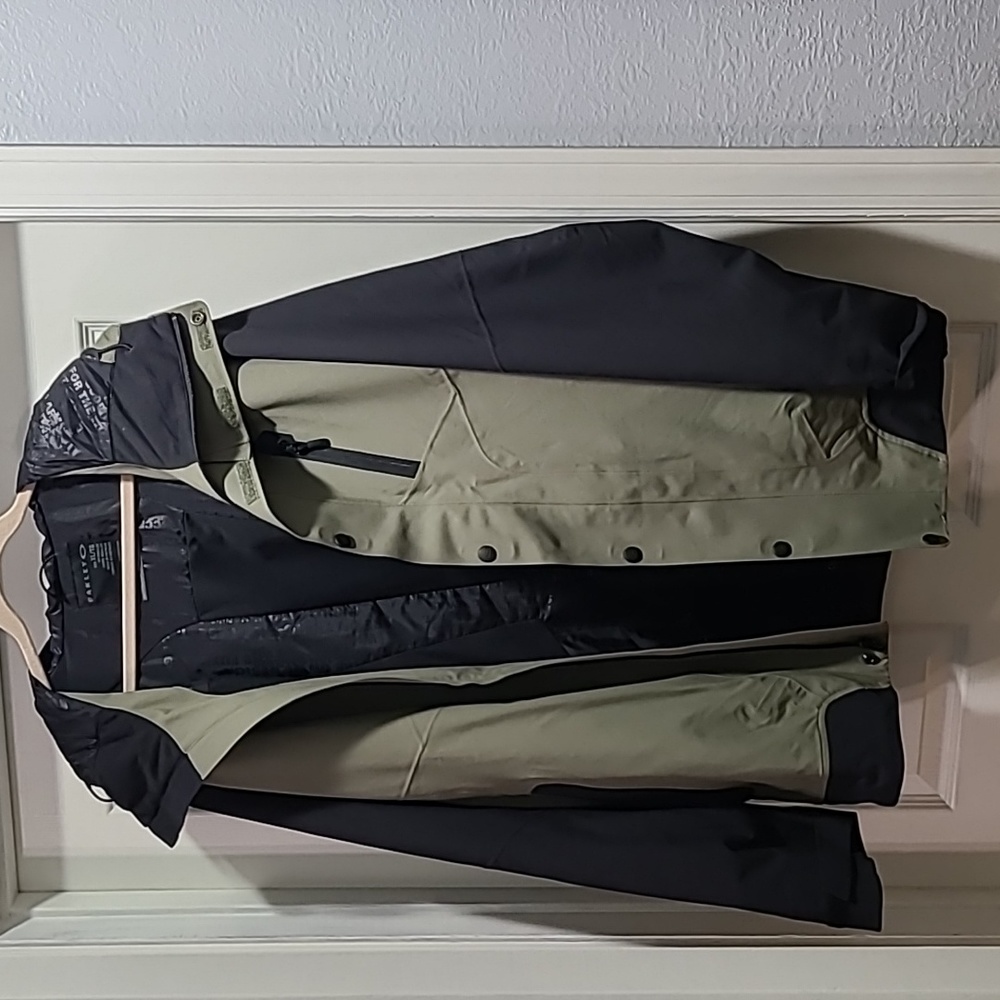 OAKLEY SUB TEMP RC GORE-TEX JACKET, MENS, Size XL, DARK GREEN/BLACK